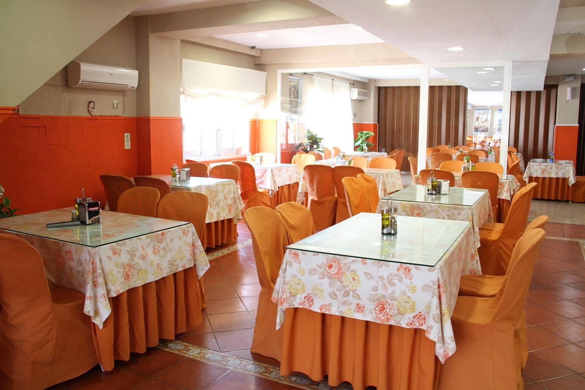 Hotel Mariano 科爾多瓦 外观 照片